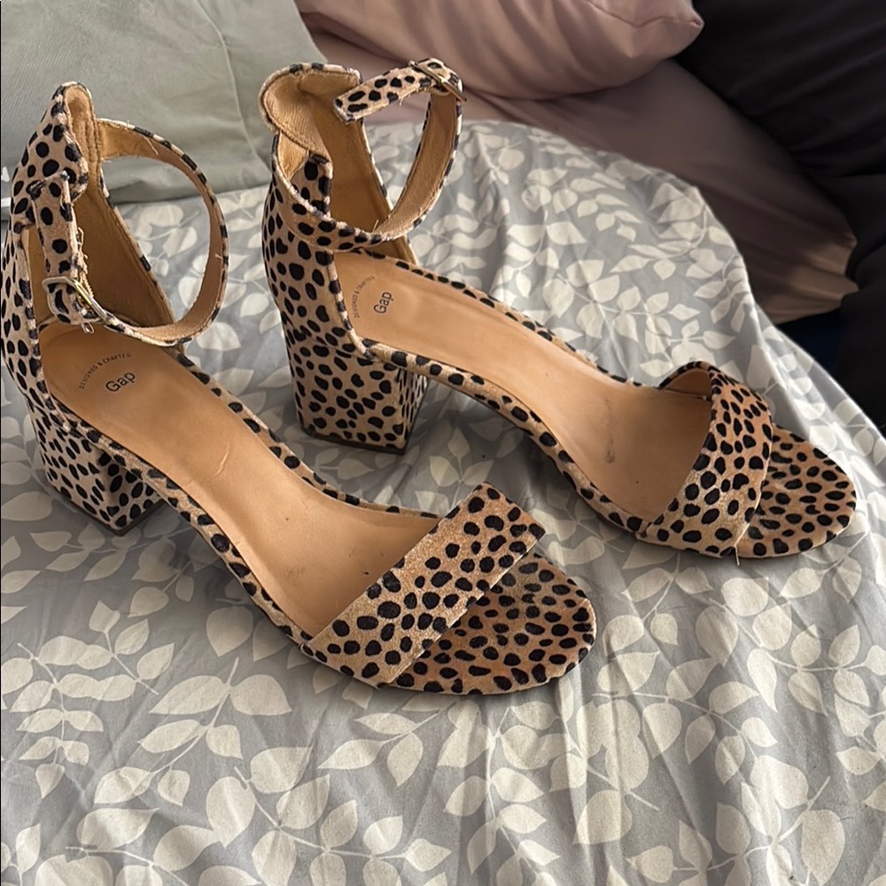 GAP Tan and Black Heels with Ankle Strap